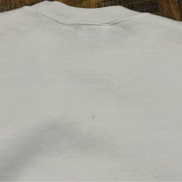 Vintage White Sweater - Picture 4 of 5